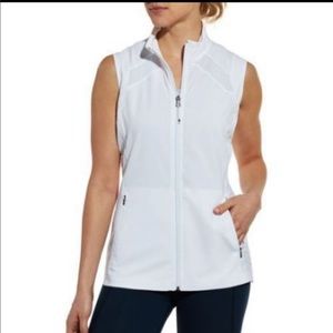 CALIA BY CARRIE UNDERWOOD RUNNING VEST